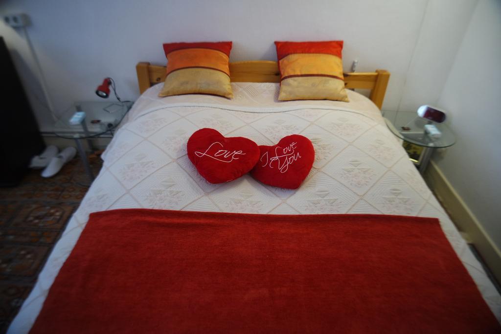 Le Balcon Des Jasses Bed & Breakfast Espere Exterior photo